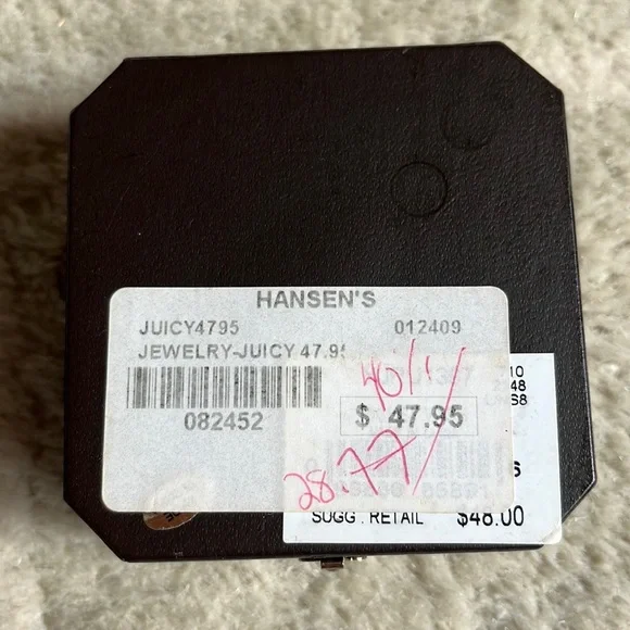 Juicy Couture Watermelon Necklace - Picture 13 of 13